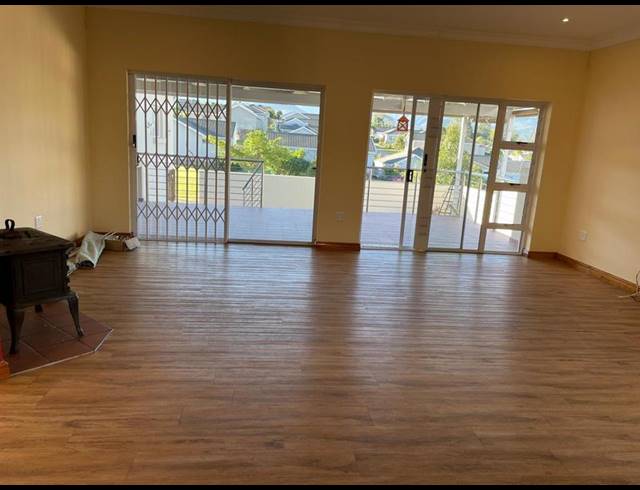 2 BEDROOM HOUSE FOR SALE IN GROENKLOOF RETIREMENT VILLAGE